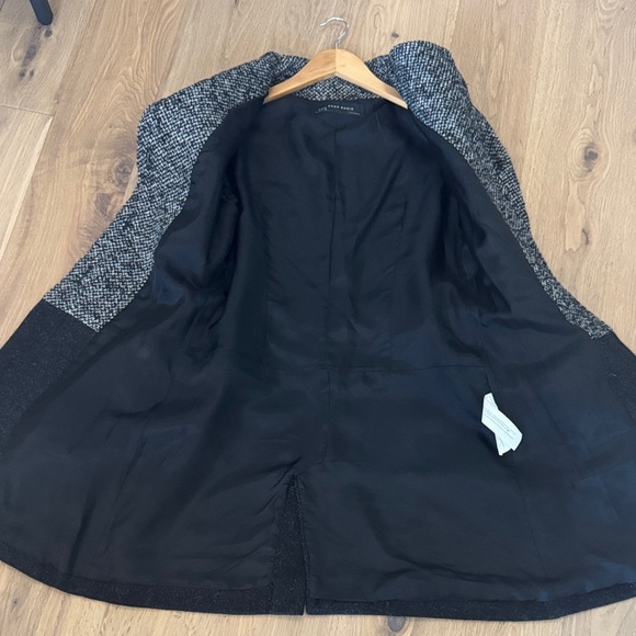Zara Long Wool Coat - Size Medium - Picture 8 of 8